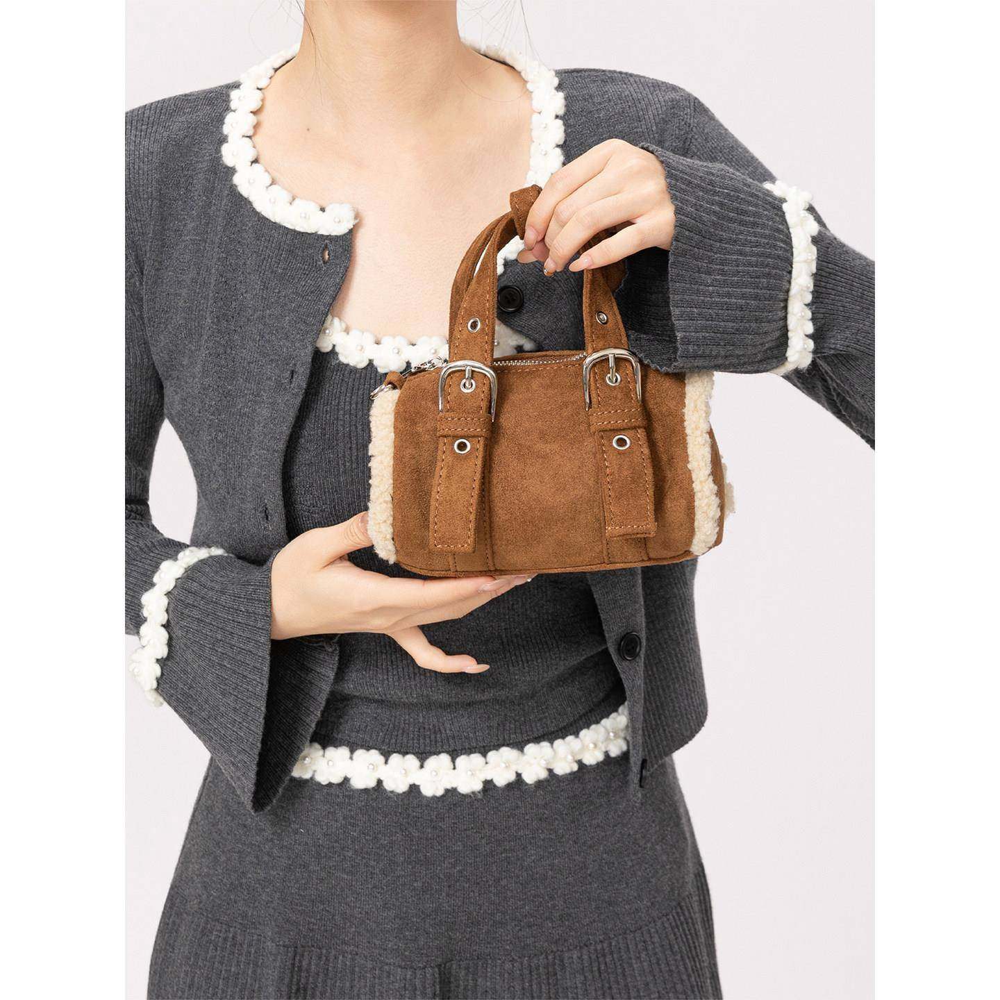 【日本购】羊羔毛保龄球包高级包包女式2025新款单肩包麂皮绒斜挎,箱包皮具/热销女包/男包,通用款女包,淘宝优惠券,粉丝福利购,淘宝优惠卷