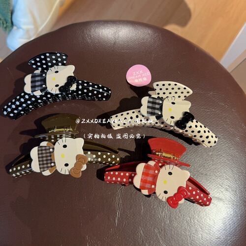 实拍可爱夏威夷Kity猫抓夹黑皮