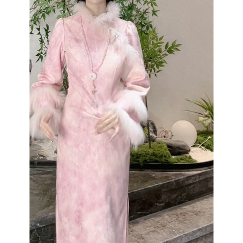 新中式温柔紫色真毛领旗袍连衣裙