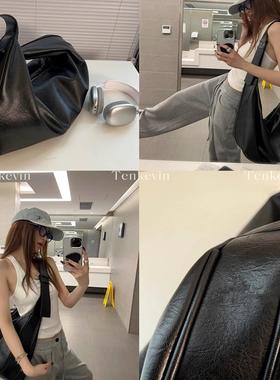 2025新品搭配一整期大容量黑色饺子包女复古高级感休闲单肩斜挎包