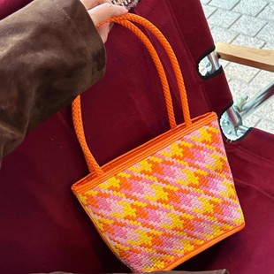 新品网红同款时尚百搭撞色托特菜篮子饭盒包小众设计单肩手提包女