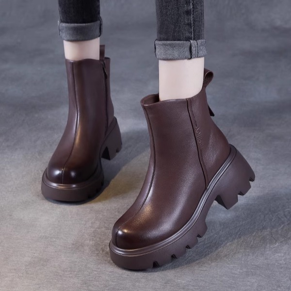 真皮短靴女2025秋冬新款头层牛皮时尚粗跟软底加绒侧拉链马丁靴子