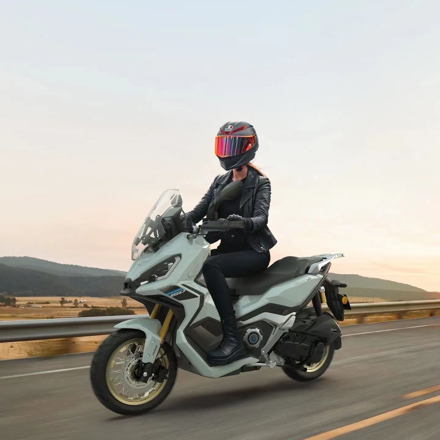 新款布雷斯通极宙极岳adv150cc踏板车四冲程水冷国四电喷摩托车