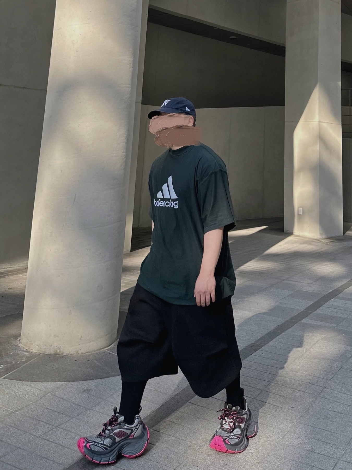 NONNOD GRAY PREMIUM GREY ATHLETIC SHORTS OVER-THE-KNEE THREE-DIMENSIONAL SILHOUETTE ALL GREY TEXTURE CROPPED MEN