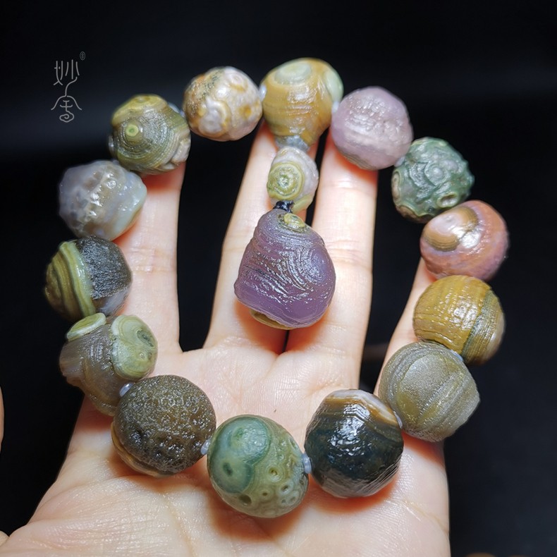 妙舍*精品巨版阿拉善戈壁玛瑙原籽天眼石风化原矿大手链手串*鉴赏