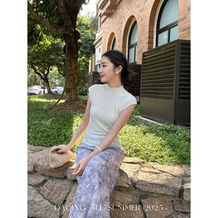 许大晴 坎肩上衣女白色百搭T恤 迹白 100天丝极简立领浮雕感无袖
