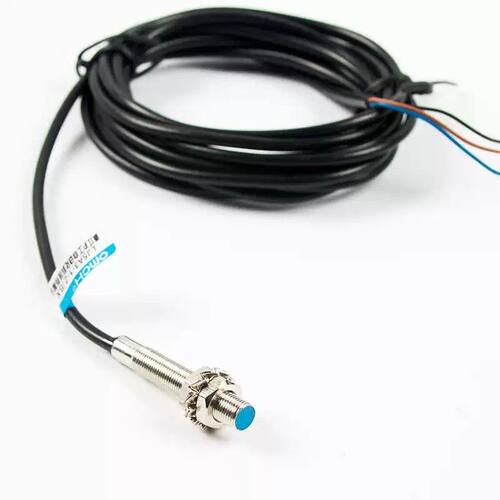 沪工小型接近开关LJ5A3-1-Z/BX 三线NPN常开24V 电感式传感器M5