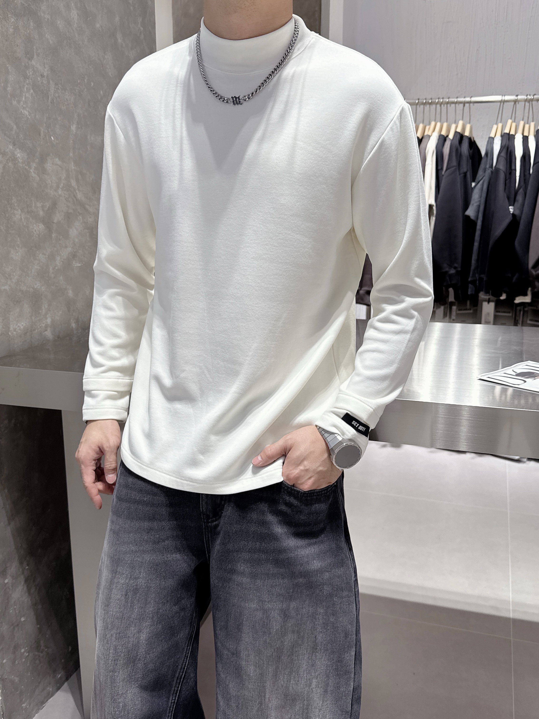 2025冬季新款男士休闲德绒时尚百搭休闲潮牌宽松圆领双面绒打底