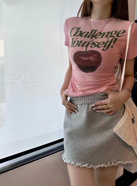 DQ+小众买手店美式甜酷风车厘子印花短袖T恤修身小版型上衣时尚