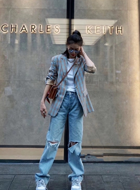 上货店春夏新款欧洲站时尚百搭宽松休闲破洞水洗浅蓝色直筒牛仔裤