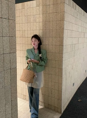 DQ家2024春夏新款奶油绿百搭温柔简约气质翻领显瘦西装短外套女韩