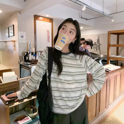 韩系条纹撞色圆领宽松长袖T恤女