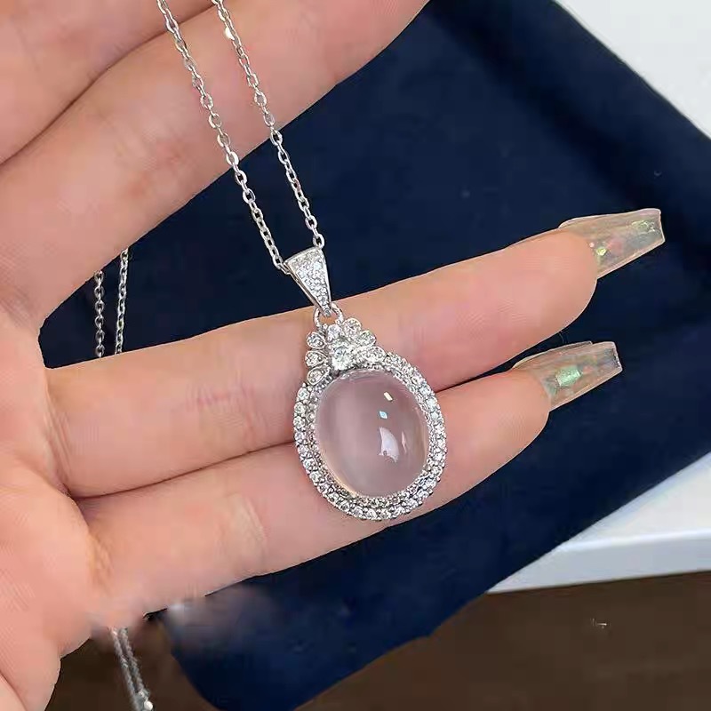 新中式~天然高冰玉髓项链女款玛瑙蛋形高级感轻奢小众冰透锁骨链