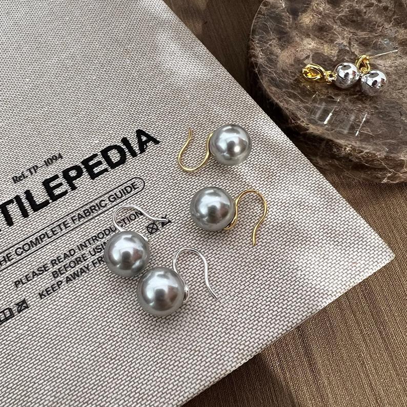 s925银真多麻银灰色高跟鞋正圆强光珍珠耳环耳钩耳饰法式复古