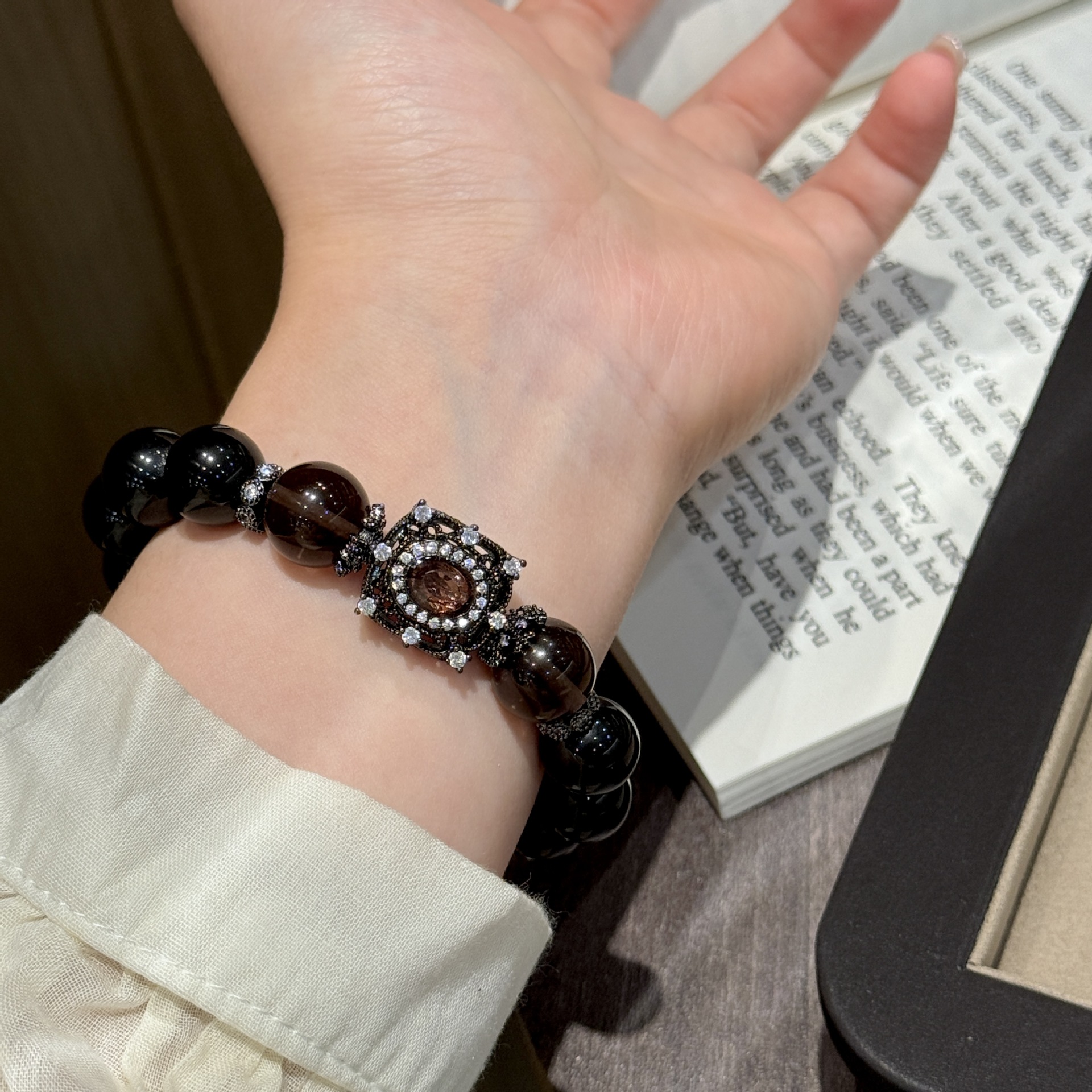 天然黑曜石手串冰种茶金色黑曜石小众设计手饰魔盒手链轻奢高级感