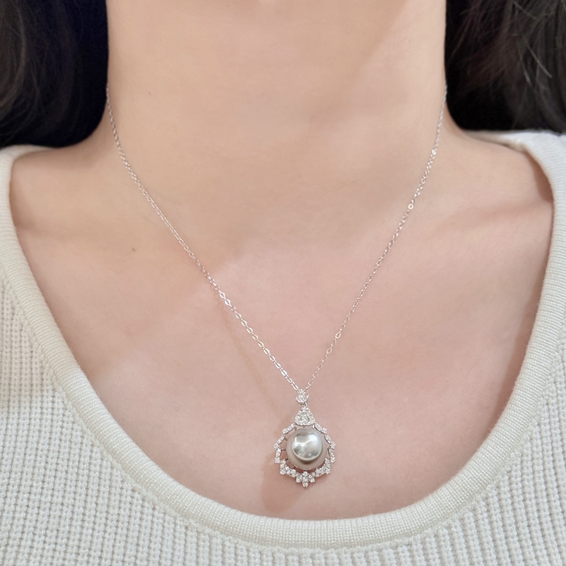 s925纯银闪钻藤蔓吊坠施家真多麻大珍珠项链轻奢高级感锁骨链气质