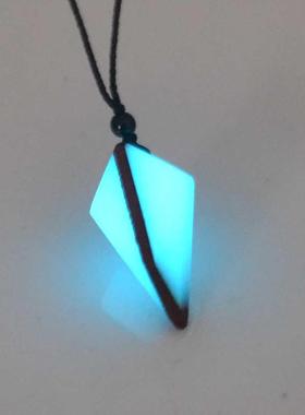 Fashion Arrow Necklace, Ancient Wood Resin Combined With Str