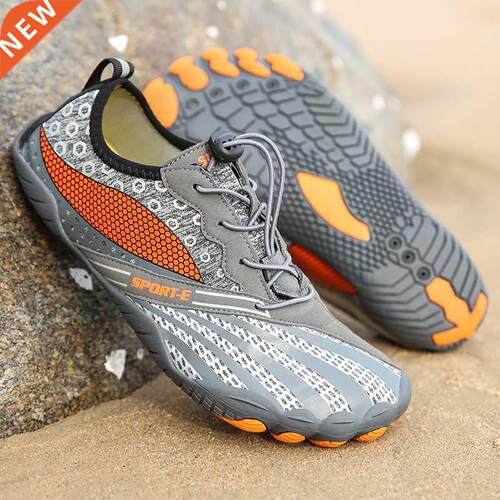 2022 New Men Aqua Shoes Quick Dry Beach Shoes Women Breathab
