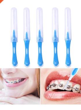 Brosse interdentaire dentaire santé hygiène buccale tuer l