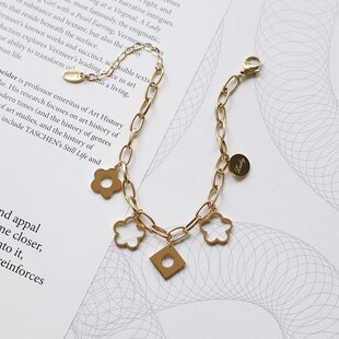 Five leaf flower small daisy square titanium steel bracelet