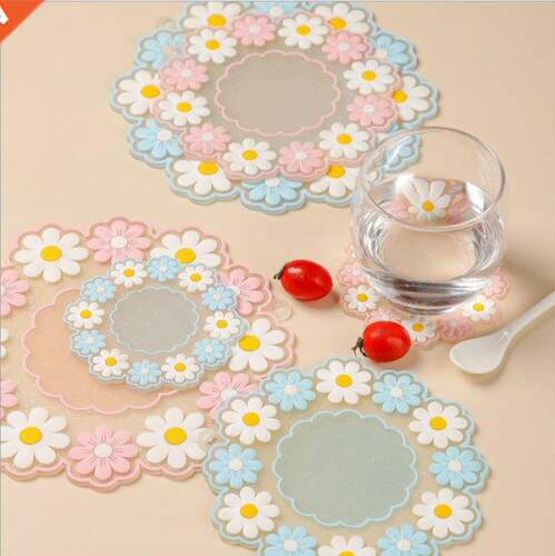 1PC Japan Style Heat Insulation Table Mat Daisy Blossom Fami