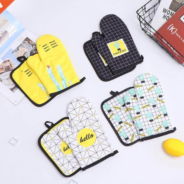 2pcs/lot Insulation Gloves Cotton Kitchen Pad Cooking Microw