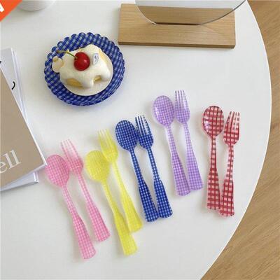 1 Set French Style Retro Plaid Dessert Spoon and Fork Plasti