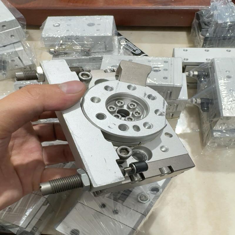 SMC旋转气缸MSQB20H2，(议价）