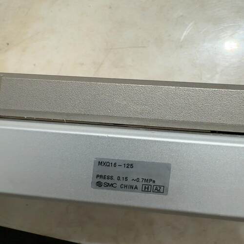 SMC滑台气缸  MXQ16-125成色如图(议价）