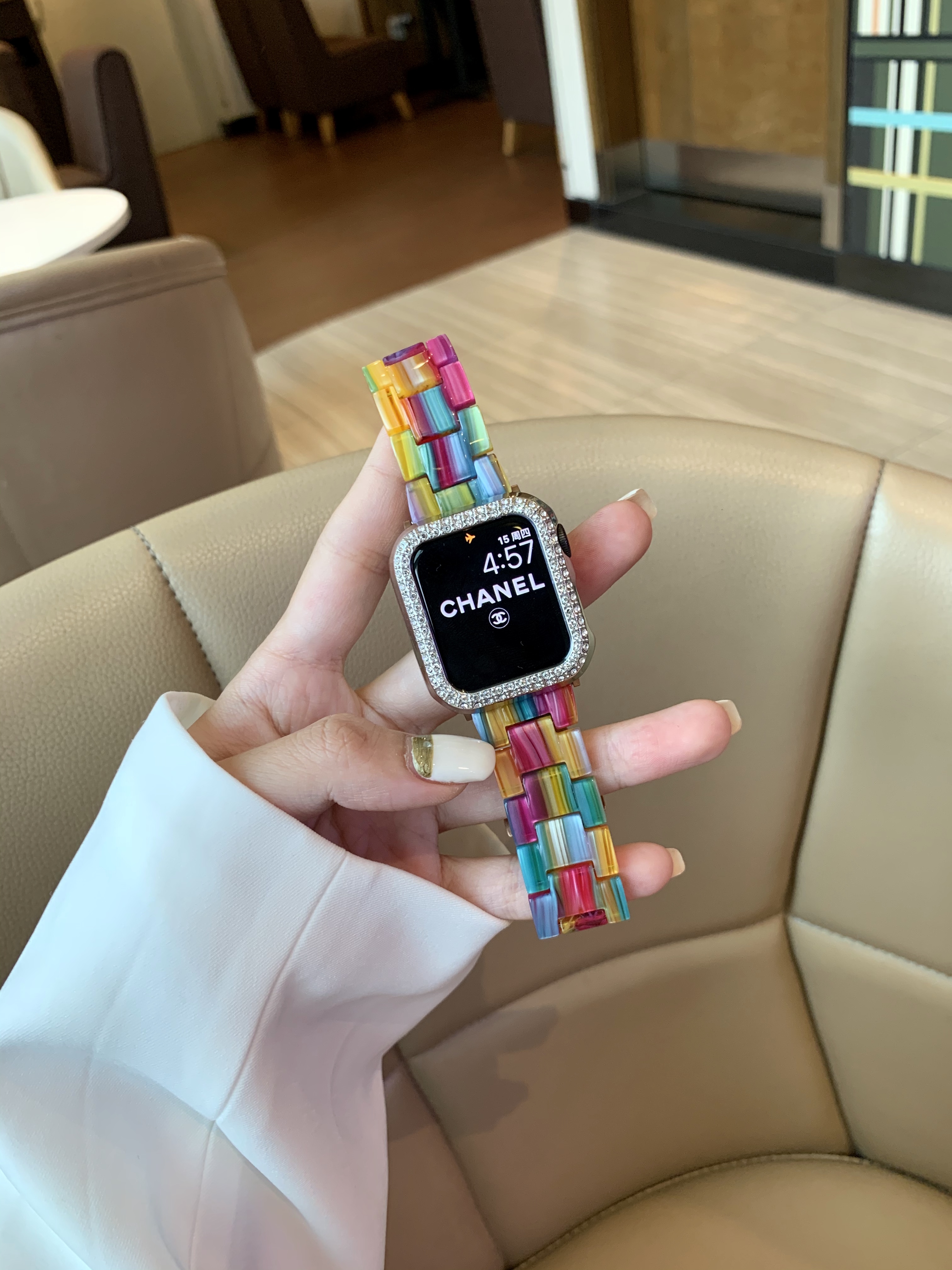 夏季新款时尚气质环保轻便树脂女款苹果表带适用于iwatch123456se