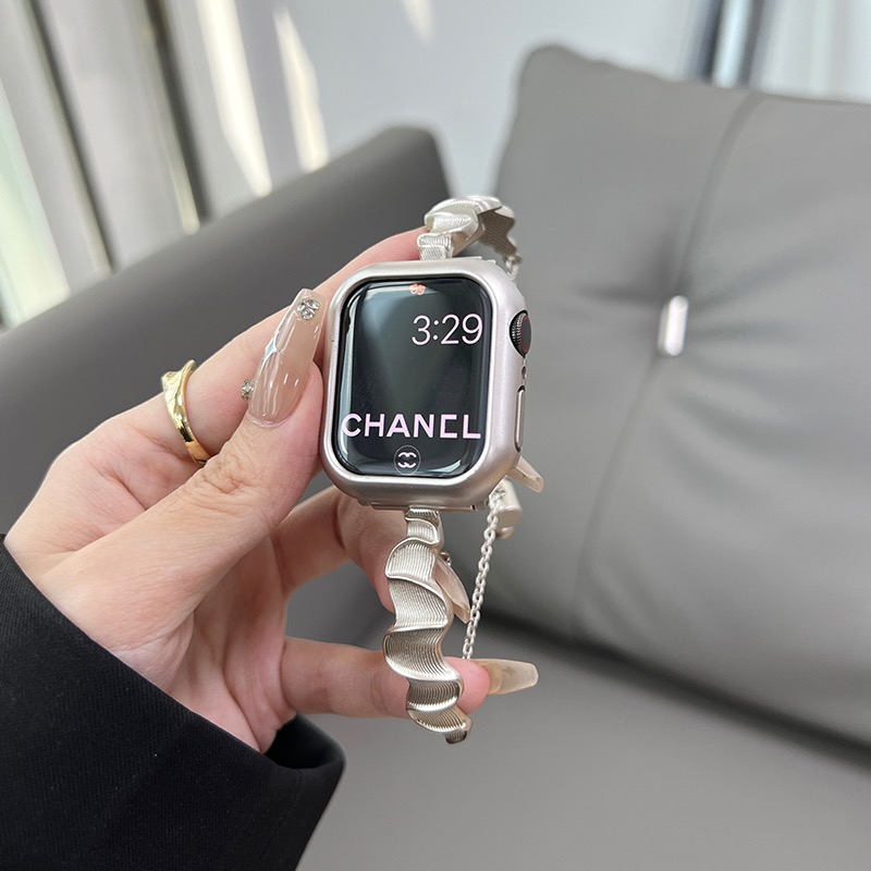 适用苹果手表S8表带不锈钢applewatch细款金属波浪纹伸缩链iwatch