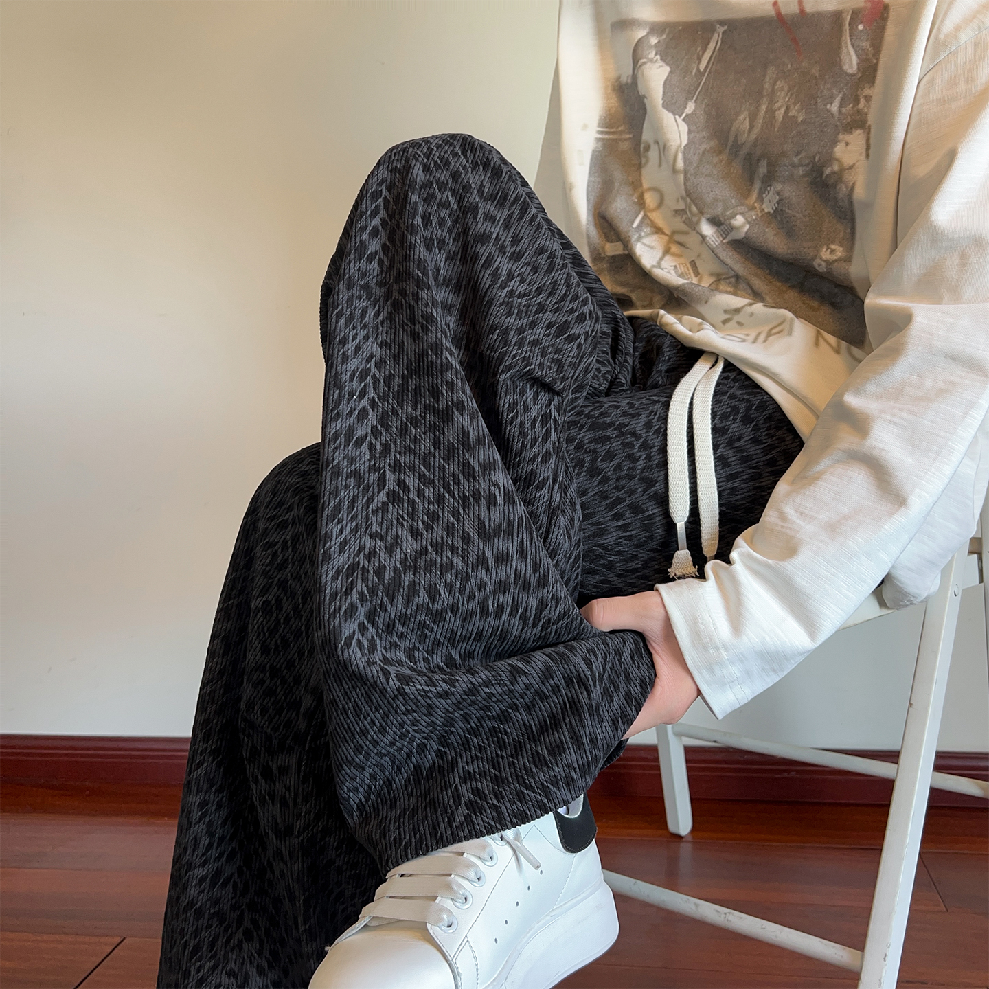 灯芯绒扎染卫裤男秋冬加绒潮牌直筒工装宽松阔腿休闲裤子2025新款