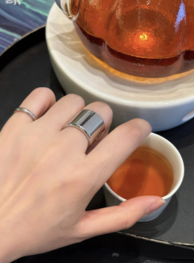 洗手不用取！光面宽版戒指不掉色冷淡风简约百搭叠戴食指戒女指环