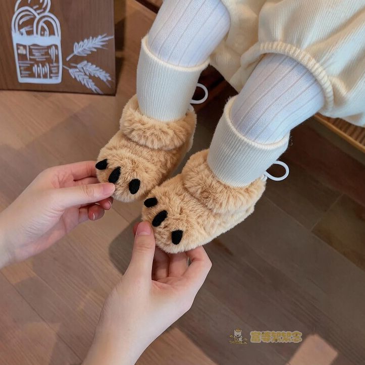 宝宝鞋袜毛绒熊爪子鞋子婴儿