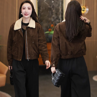 麂皮绒夹棉外套女冬装2025年新款时尚洋气羊羔毛翻领休闲短款棉服