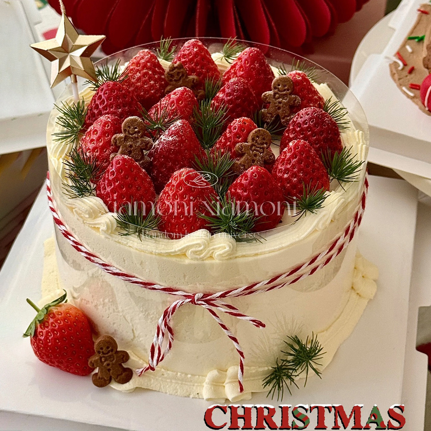 2025圣诞节氛围感草莓蛋糕装饰
