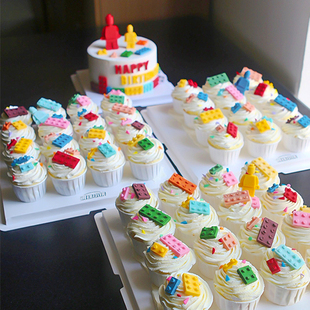 彩色机器人拼接积木纸杯蛋糕装饰儿童生日烘焙DIY巧克力乐高模具