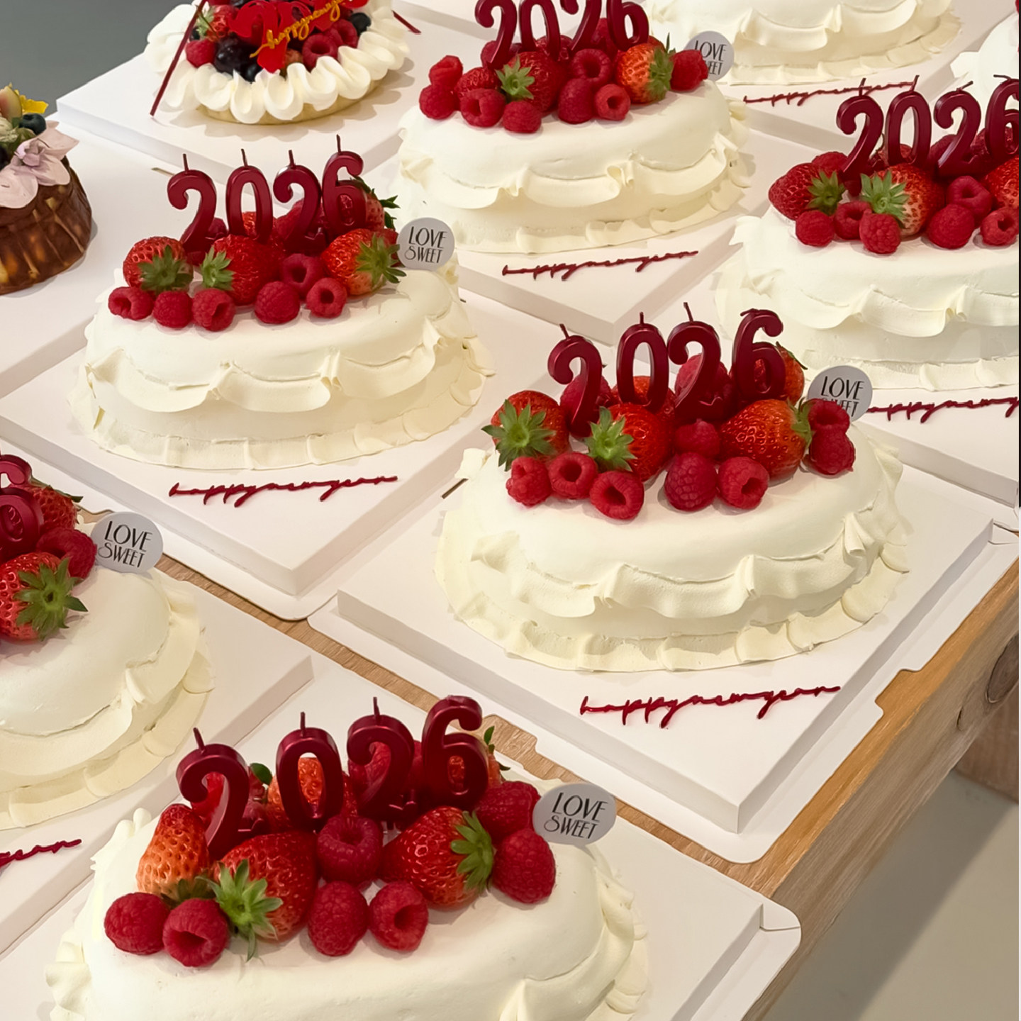 网红2026新年春节除夕夜数字蜡烛草莓蛋糕装饰英文亚克力DIY丝带,节庆用品/礼品,蛋糕/烘焙装饰用品,淘宝优惠券,粉丝福利购,淘宝优惠卷