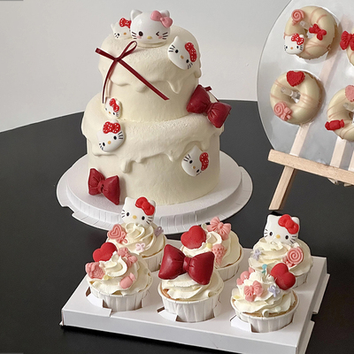 超可爱kitty猫情侣订婚宴甜品台