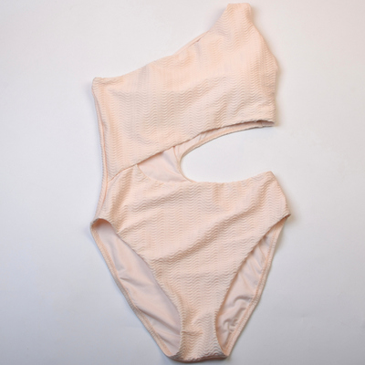 美国轻奢品牌Sanc**海边性感显瘦单肩露腰纯色连体泳衣女款