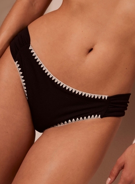 高品质英国MINT**品牌纯色白色比基尼泳裤下装时尚百搭泳衣女款