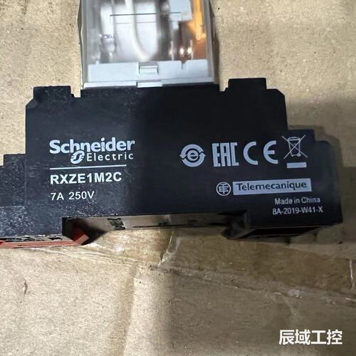 请议价施耐德继电器 RXZE1M2C