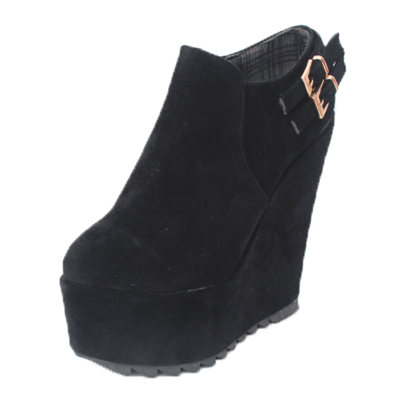 坡跟厚底15cn红色大码女靴显瘦