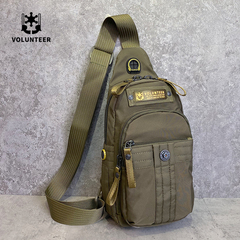 tuis đeo chéo nam Túi rương ánh sáng mới giải trí mới của người đàn ông Mesengers Mesengers Túi đeo ba lô Túi vải không thấm nước 2022 Thời trang mùa hè túi da đeo chéo nam túi đeo chéo nam đa năng
