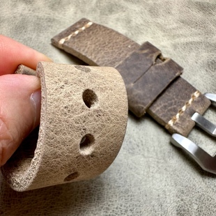 特价（不与赠品叠加）柔软头层复折手工牛皮22mm卡其灰真皮表带