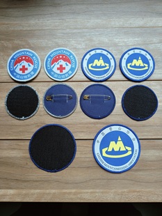 现货中国登山协会臂章刺绣胸标织唛布贴精品登山地救援布贴魔术贴