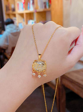 轻奢小众国风百搭气质长命锁钛钢