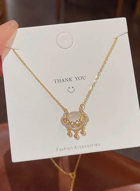 网络爆款如意祥云长命锁钛钢项链