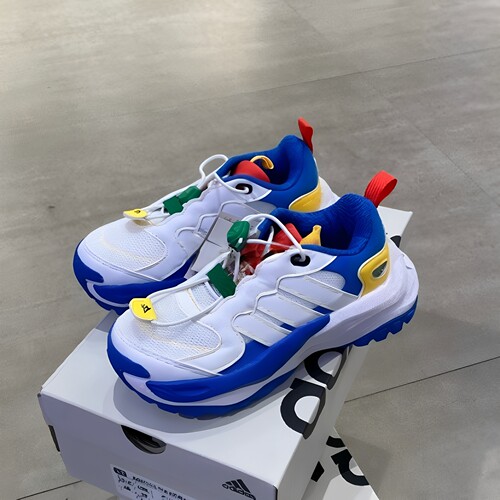 酷动城正品 Adidas Maxxwavy K 春秋网面青少年运动跑步鞋 JH7169