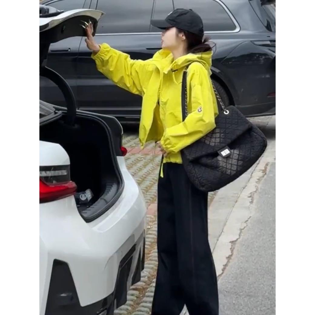 短款春装连帽外套女新款2026年洋气流行小个子韩版休闲夹克冲锋衣